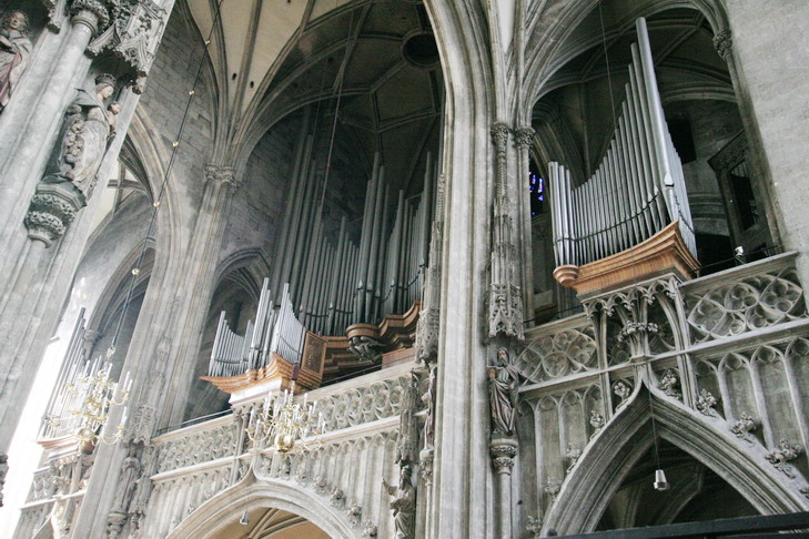 [Cath�drale Saint-�tienne / St. Stephen's Cathedral, Vienne/Vienna]